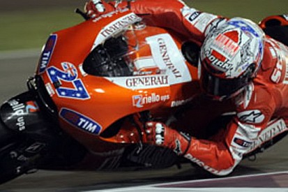 MotoGP 2010, Qatar: luci e ombre per Stoner
