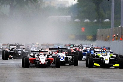 Anche le gomme rain Kumho andranno in parco chiuso