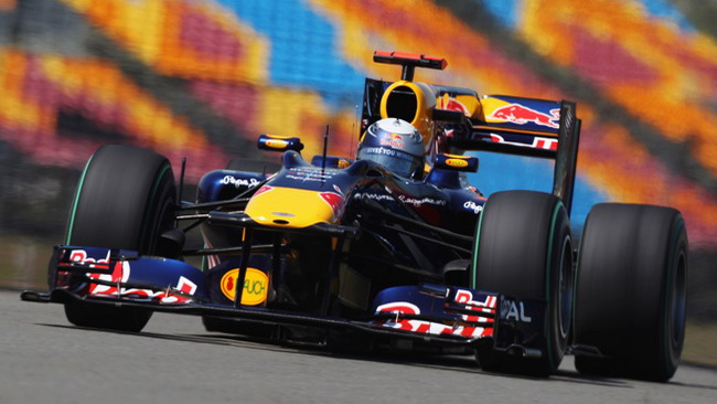 Istanbul, libere 3: Vettel risponde presente