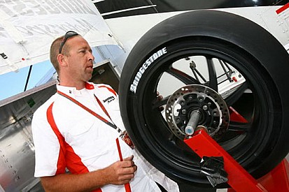 Gomme posteriori asimmetriche anche a Barcellona