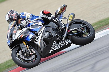 Il team Suzuki Alstare va avanti con una moto sola