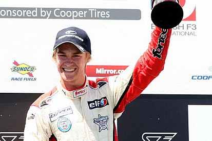 Oli Webb firma per il Pons Racing