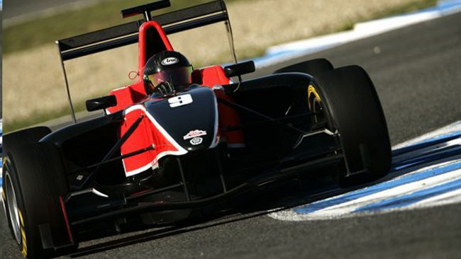 Manor conferma i suoi tre piloti per il 2011
