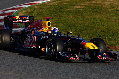 Barcellona, Day 2: Vettel ancora al top alla pausa