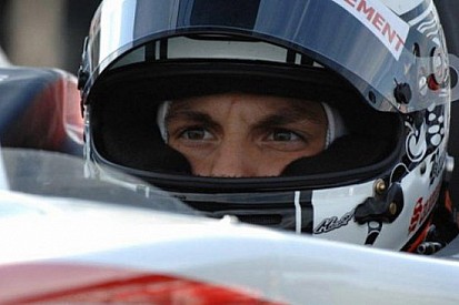 Samuele Buttarelli si accorda con la Ombra Racing