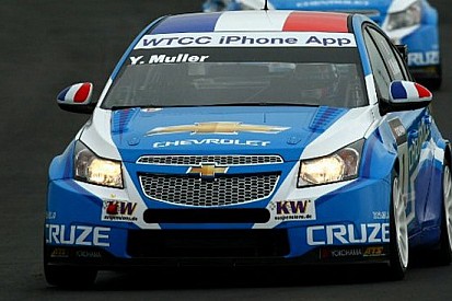 Yvan Muller in cima alla classifica del Warm-Up
