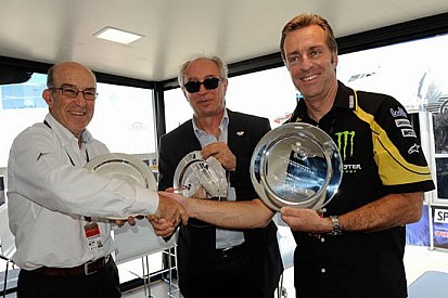 Dorna, IRTA e FIM celebrano i 300 Gp