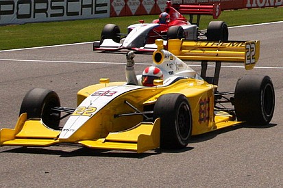 Victor Garcia dalla pole alla vittoria al Barber
