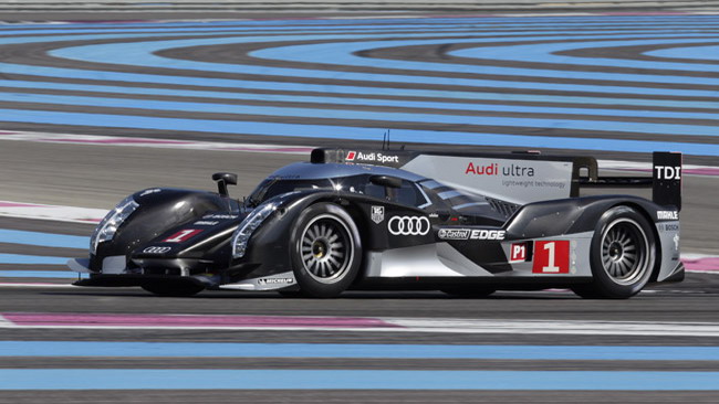 La leggerezza è il concetto chiave dell'Audi R18