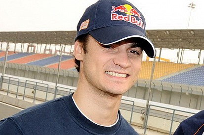 Intervento riuscito per Dani Pedrosa