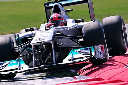 Schumi prenota una vittoria nel futuro