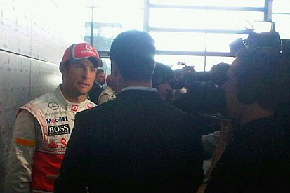 Button resta coi piedi per terra riguardo la Mp4-27