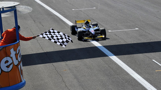 Quaife-Hobbs si impone in gara 1 a Monza