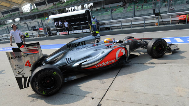 Sepang, Libere 2: Hamilton si conferma al top