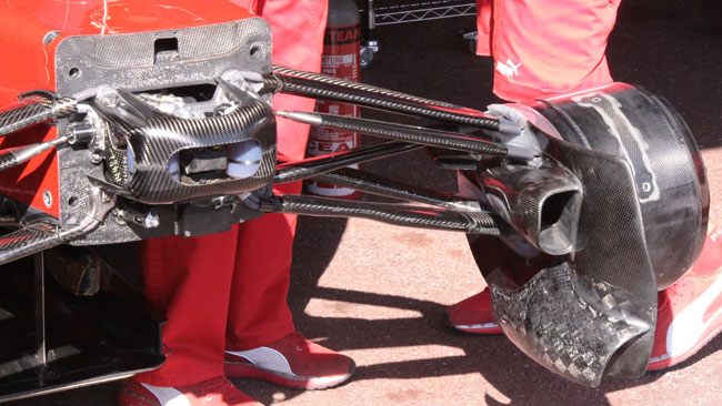 La Ferrari con nuove prese dei freni