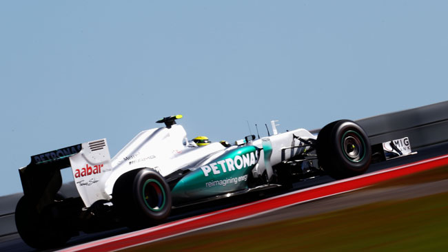 Elliot debutta in Mercedes nella nuova galleria