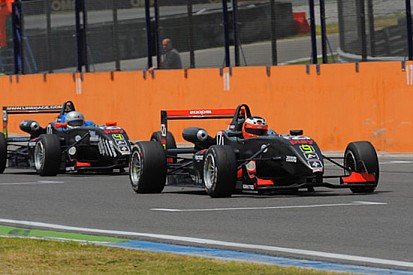 Piero Longhi in F2000 Light con la Twister Corse