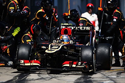 Personale Tv bandito dalla pitlane in tutte le sessioni