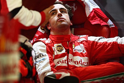 Inutile sparata: Alonso e Santander alla Lotus!
