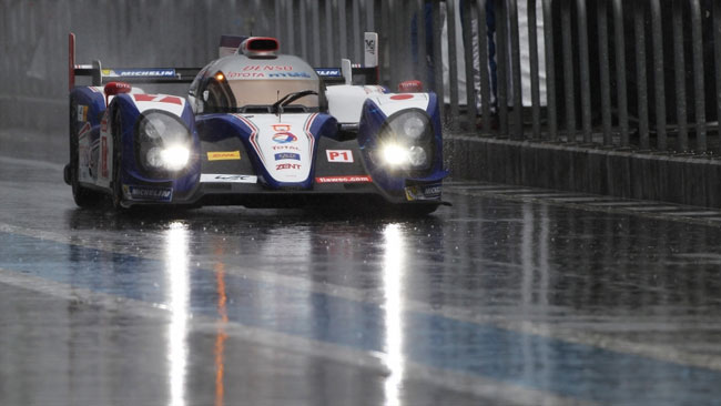 Diluvio al Fuji: Toyota bagnata, Toyota fortunata