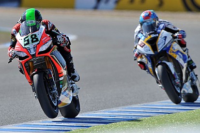 Aprilia celebra la vittoria del secondo Costruttori di fila