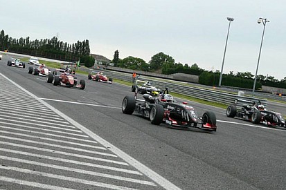 F2000 Light: la presentazione 2014 al Motor Circus