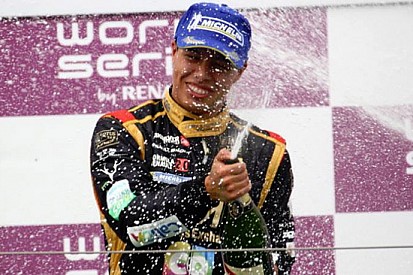 Oscar Tunjo primo pilota motorizzato Renault