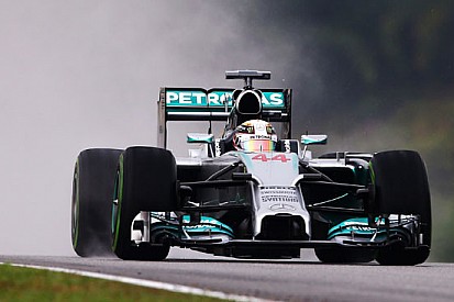 Hamilton in pole a Sepang come Clark e Prost!