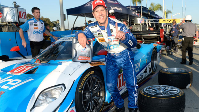 Pruett mette in pole la Ganassi Racing a Long Beach