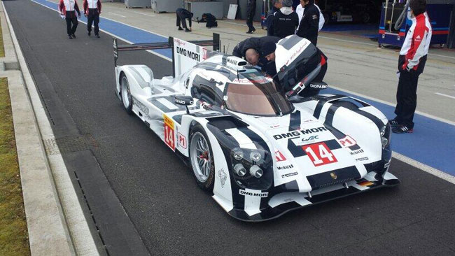 Silverstone, Libere 1: Porsche subito davanti a tutti