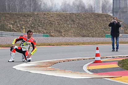 La curva 11 del Sachsenring resta com'è nel 2014
