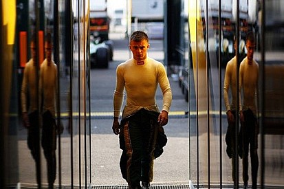 Will Stevens sulla Caterham nei test di Silverstone
