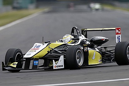 Pole a sorpresa per Menezes nella Q2 di Spa