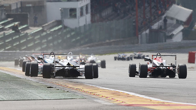 LA FIA lancia una nuova serie mediorientale di F3