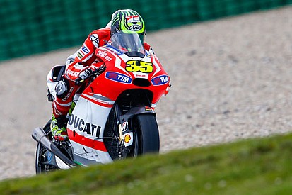 Assen, Q1: Bautista e Crutchlow accedono alla Q2