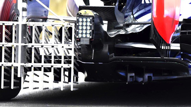 Red Bull: inedito diffusore con gli slot nelle paratie