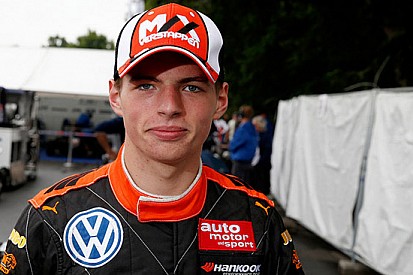 Red Bull e Mercedes si contendono Max Verstappen