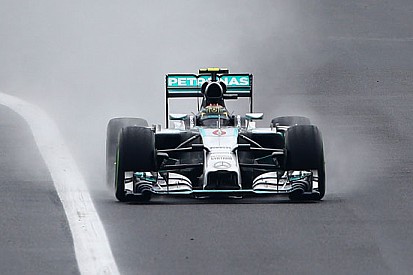 Rosberg arrabbiato per non aver passato Hamilton