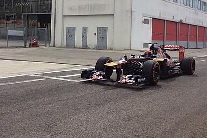 Ecco Max Verstappen sulla Toro Rosso ad Adria