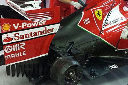 La Ferrari ricorda Emilio Botin a Singapore