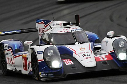 Pole casalinga per la Toyota al Fuji