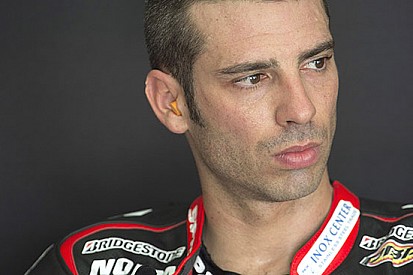 Marco Melandri spiega le novità della sua Aprilia