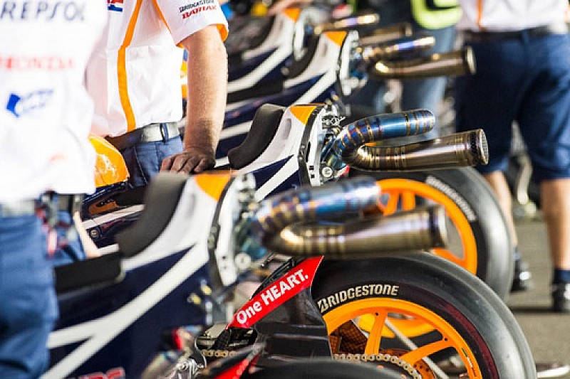 Nel 2016 diventano sette i motori per la stagione?