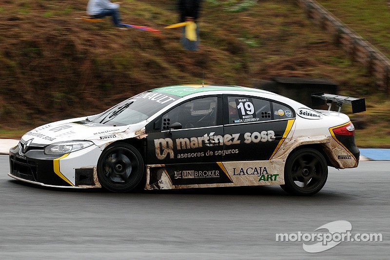 STC2000: Renault en el top 3 de la clasificación en Oberá