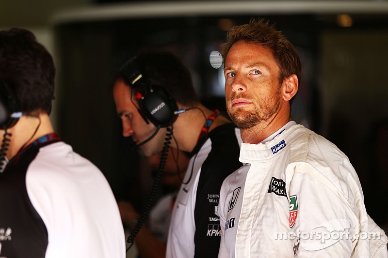 Magnussen - Jenson Button est