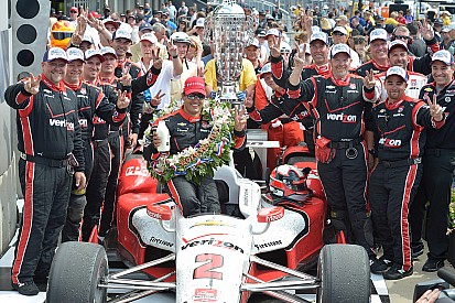 Montoya celebró dos días su victoria en Indy