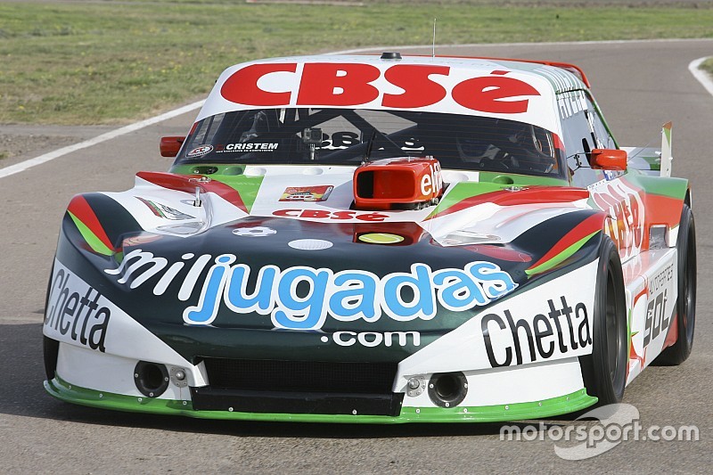 Okulovich, listo para su carrera 100 en TC