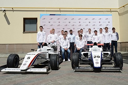 Программа SMP Racing будет расширяться