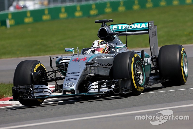 Hamilton fue el más veloz en la práctica 1