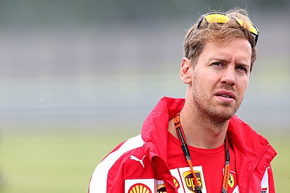 Vettel niega exhibicionismo de Ferrari en los viernes